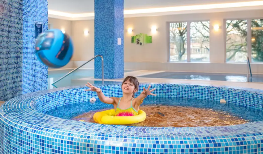 Royal Club Hotel Visegrd - Mjus 1. (min. 2 j)