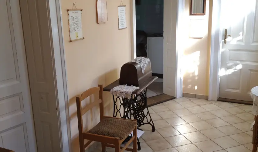 Rzsi Vendghz Mihlyhza - Mjus 1. (min. 2 j)