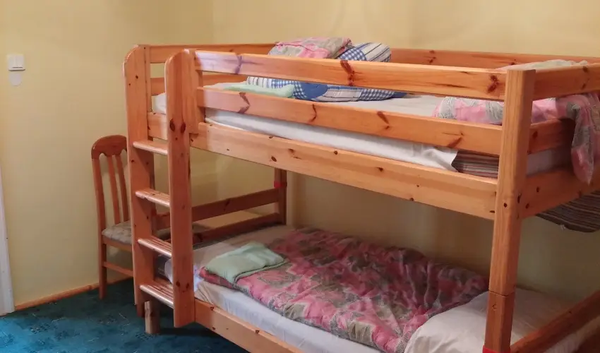 Rzsi Vendghz Mihlyhza - Mjus 1. (min. 2 j)