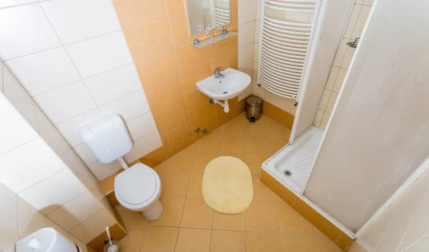 Salg Hotel Salgtarjn-Eresztvny - Mjus 1. (min. 2 j)