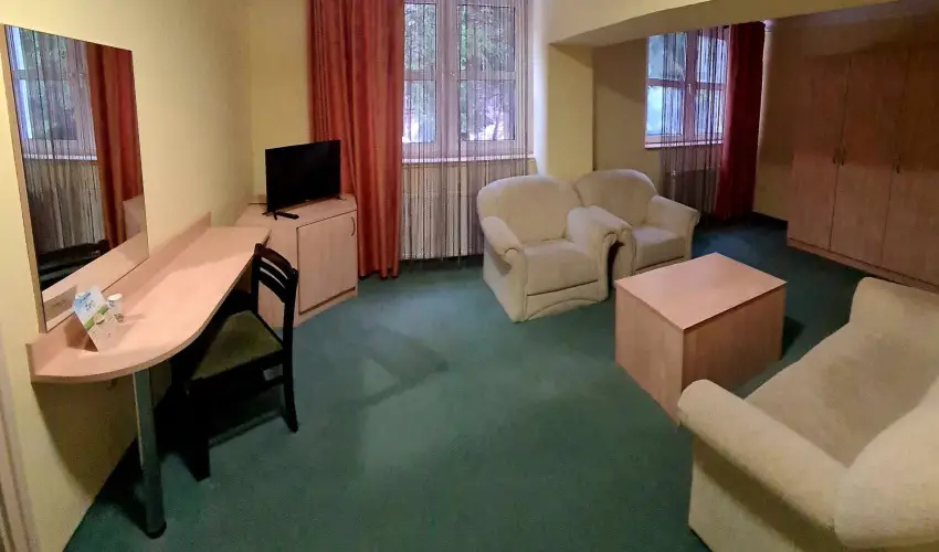 Salg Hotel Salgtarjn-Eresztvny - Mjus 1. (min. 2 j)