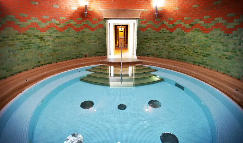 Hunguest Saliris Egerszalk - Mjus 1. (min. 3 j)