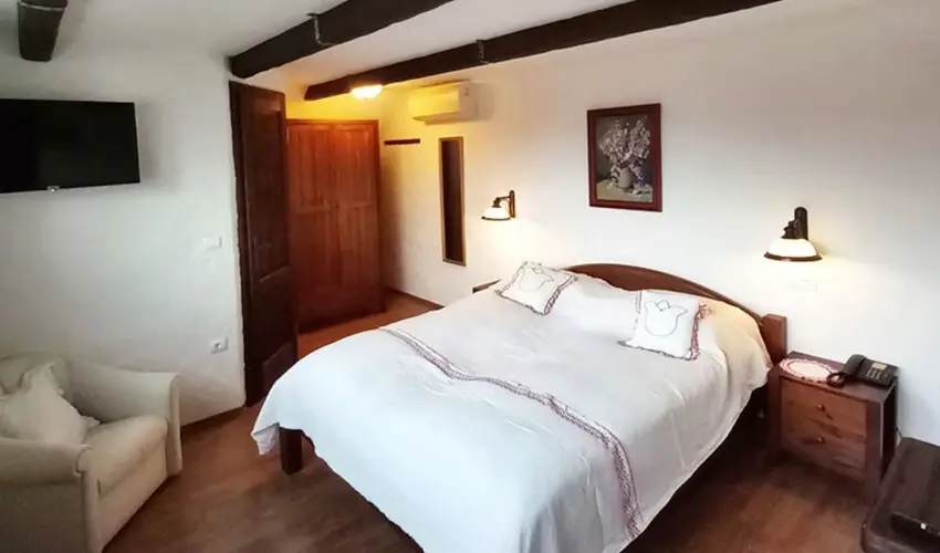 Sri Udvar Dunakiliti - Mjus 1. 