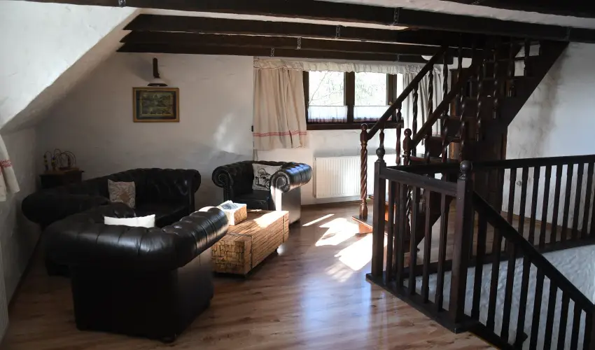 Sri Udvar Dunakiliti - Mjus 1. 