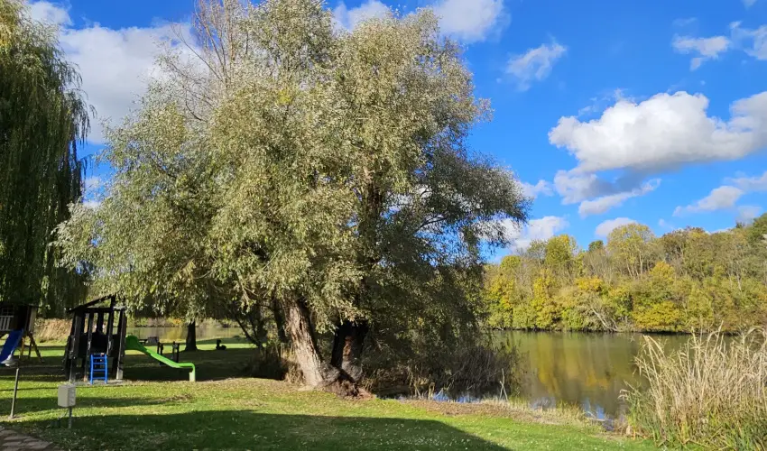 Sri Udvar Dunakiliti - Mjus 1. 