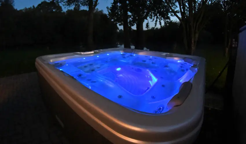 Sri Udvar Dunakiliti - Mjus 1. 