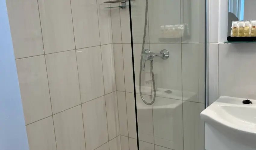 Sri Udvar Dunakiliti - Mjus 1. 