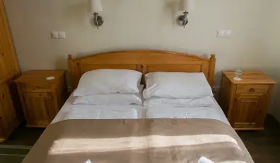 Sasrti Vadszkastly Almamellk