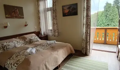 Sasrti Vadszkastly Almamellk