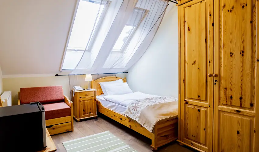 Sasrti Vadszkastly Almamellk - Mjus 1.