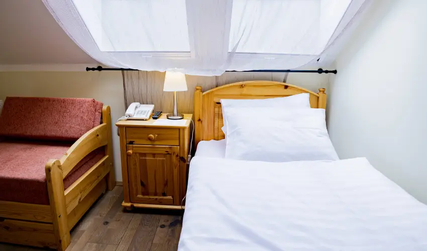 Sasrti Vadszkastly Almamellk - Mjus 1.