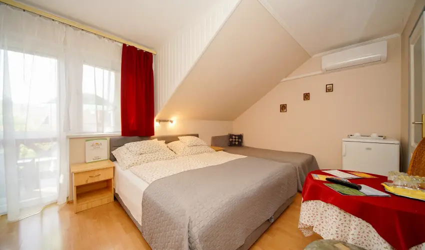 Siesta Vendghz Eger - Mjus 1. (min. 2 j)