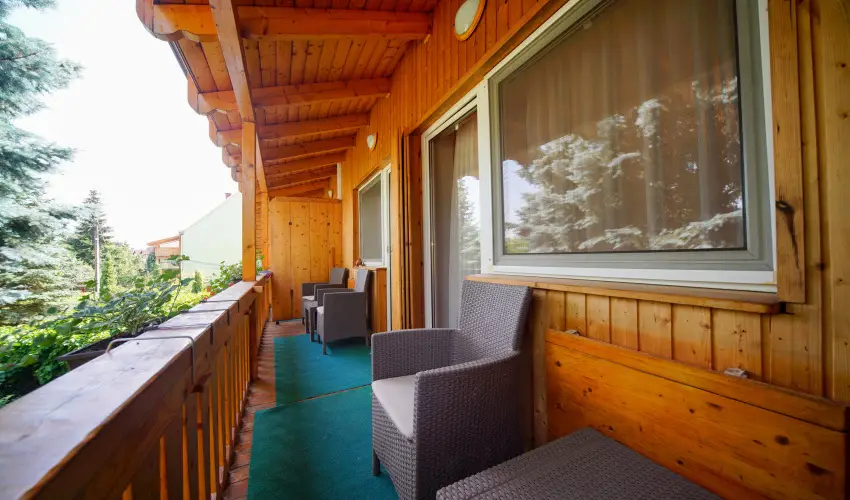 Siesta Vendghz Eger - Mjus 1. (min. 2 j)