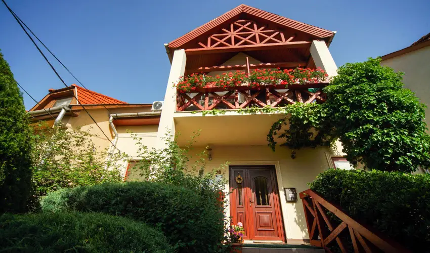 Siesta Vendghz Eger - Mjus 1. (min. 2 j)