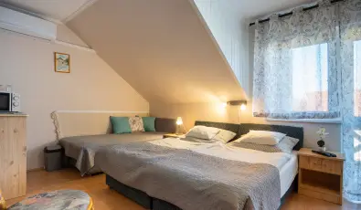 Siesta Vend�gh�z Eger