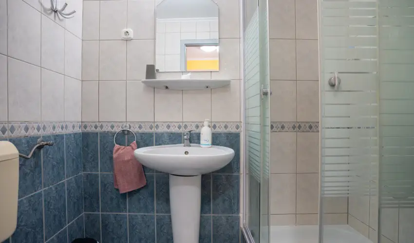 Siesta Vend�gh�z Eger - M�jus 1. (min. 2 �j)