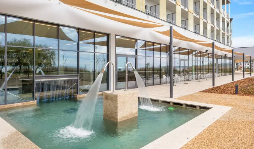 Sirius Hotel Keszthely - M�jus 1. (min. 2 �j)