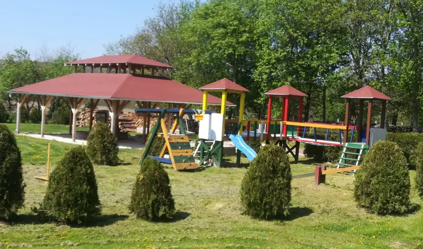 Sokor Fogad Sokorptka - Mjus 1.