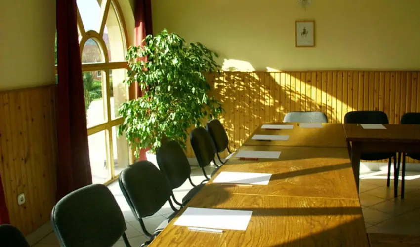 Sokor Fogad Sokorptka - Mjus 1.