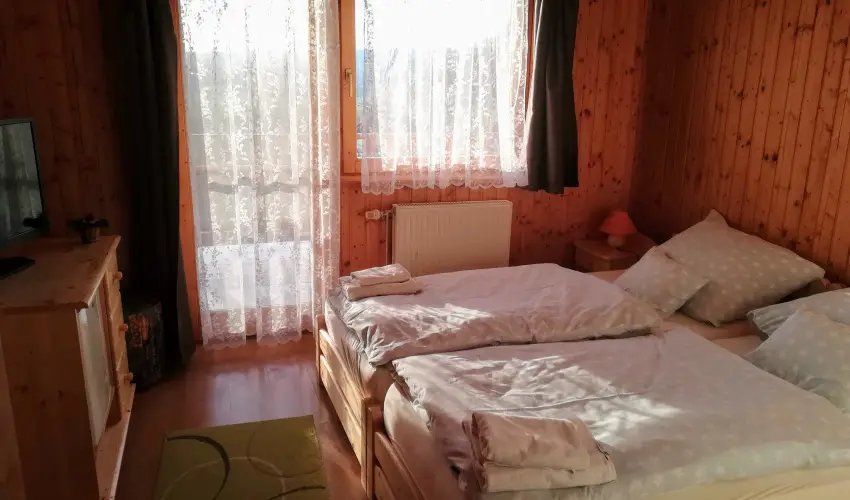 Sokor Fogad Sokorptka - Mjus 1.