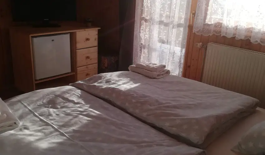 Sokor Fogad Sokorptka - Mjus 1.