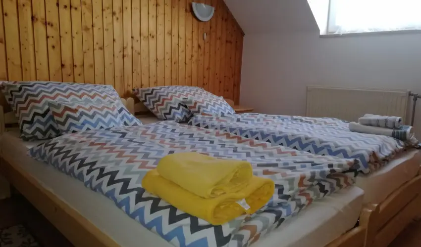 Sokor Fogad Sokorptka - Mjus 1.