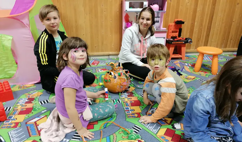 Sokor Fogad Sokorptka - Mjus 1.