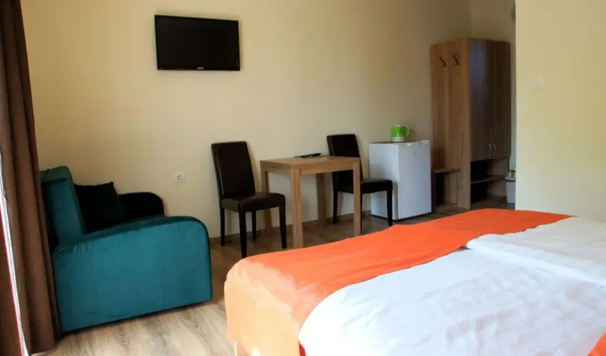 Solaris Garden Rooms Cserkeszl - Mjus 1.