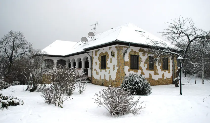 Somogy Kertje dlfalu s tterem Bonnya - Mjus 1. (min. 2 j)