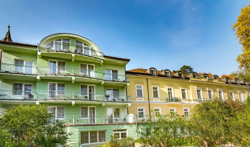 Hotel Spa H�v�z H�v�z - M�jus 1.