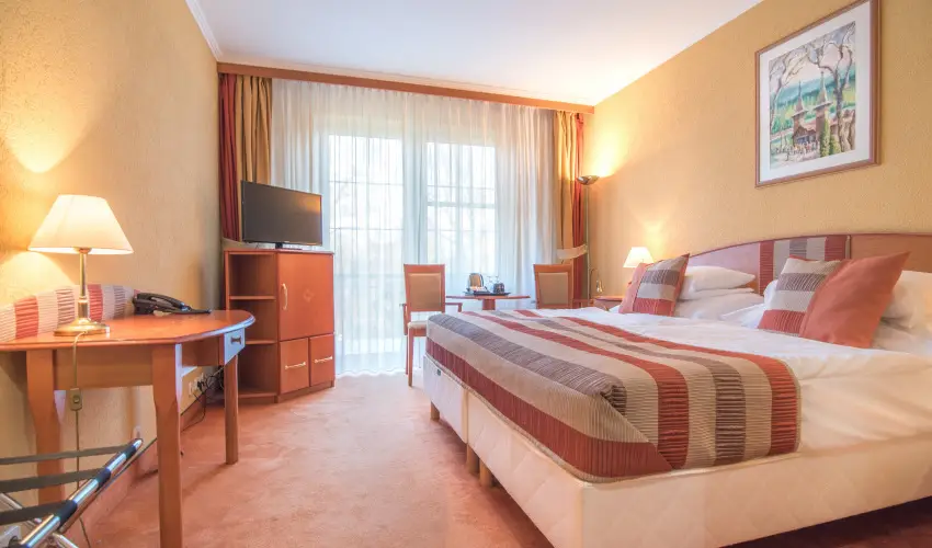 Hotel Spa H�v�z H�v�z - M�jus 1.
