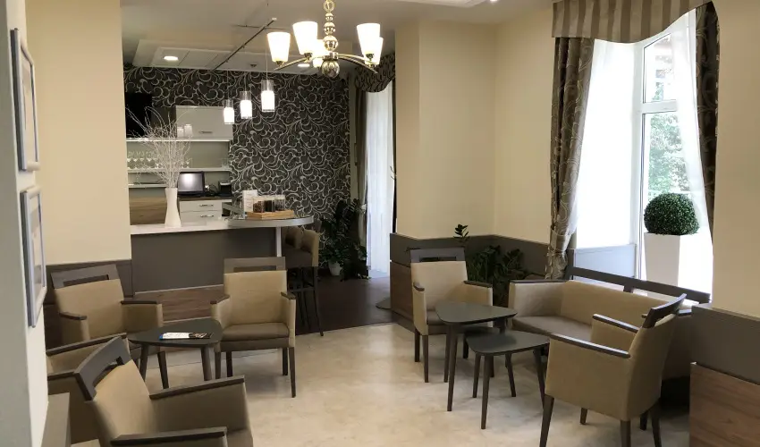 Hotel Spa H�v�z H�v�z - M�jus 1.