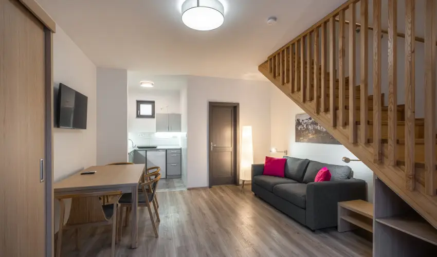 Stadium Home Panzi Barnag - Mjus 1. (min. 2 j)