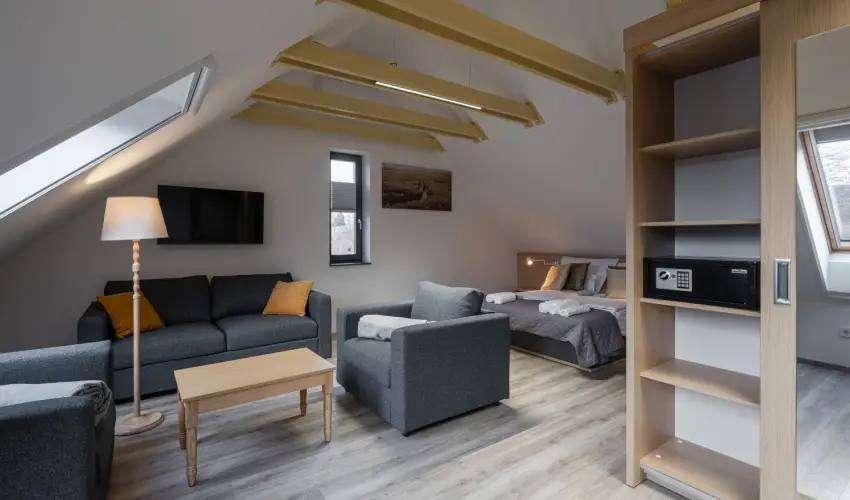 Stadium Home Panzi Barnag - Mjus 1. (min. 2 j)