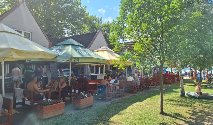 Sunshine Vendghz Balatonfenyves - Mjus 1. (min. 2 j)