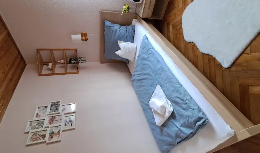 Sunshine Vendghz Balatonfenyves - Mjus 1. (min. 2 j)