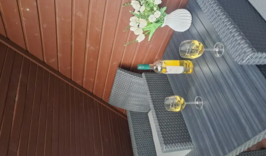 Sunshine Vendghz Balatonfenyves - Mjus 1. (min. 2 j)