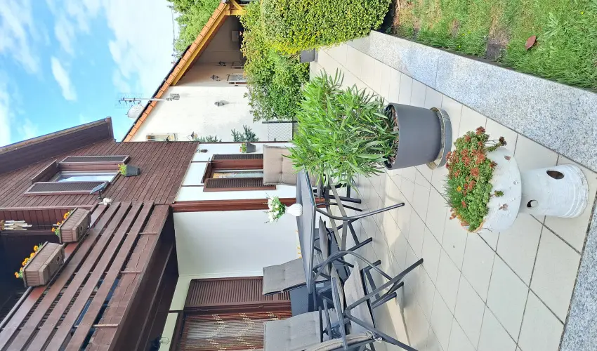 Sunshine Vendghz Balatonfenyves - Mjus 1. (min. 2 j)