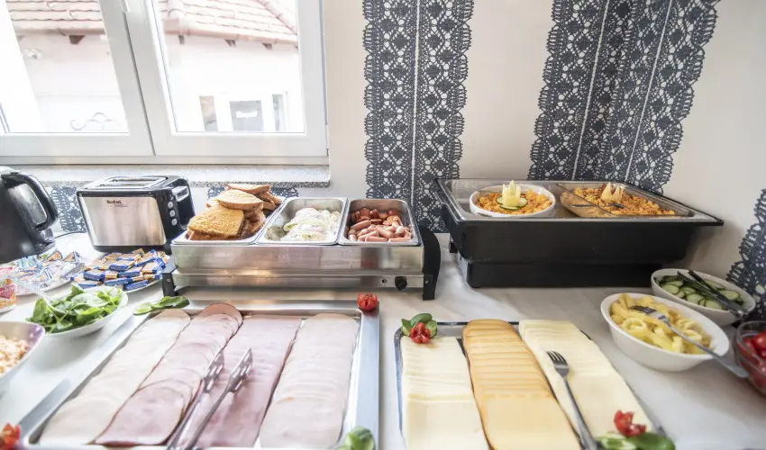 Sweet-Life Wellness Apartman Egerszal�k - M�jus 1.