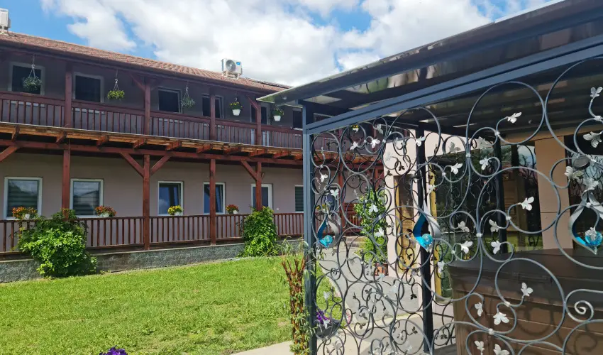 Sweet-Life Wellness Apartman Egerszal�k - M�jus 1.