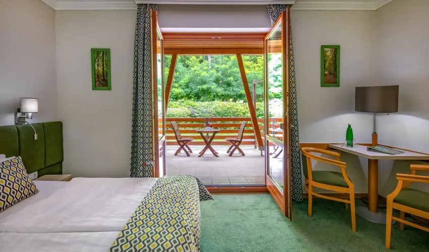 Szalajka Liget Hotel �s Apartmanh�zak Szilv�sv�rad - M�jus 1.