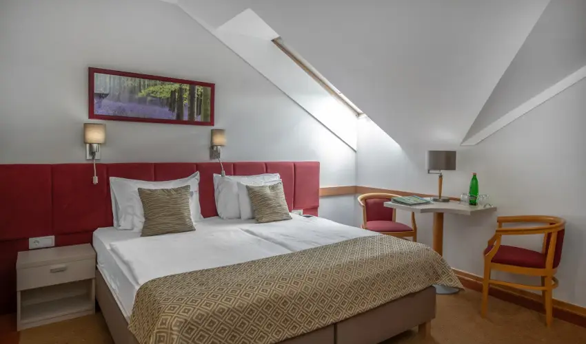 Szalajka Liget Hotel �s Apartmanh�zak Szilv�sv�rad - M�jus 1.