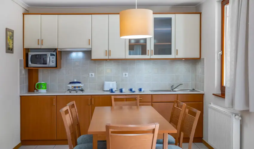 Szalajka Liget Hotel �s Apartmanh�zak Szilv�sv�rad - M�jus 1.