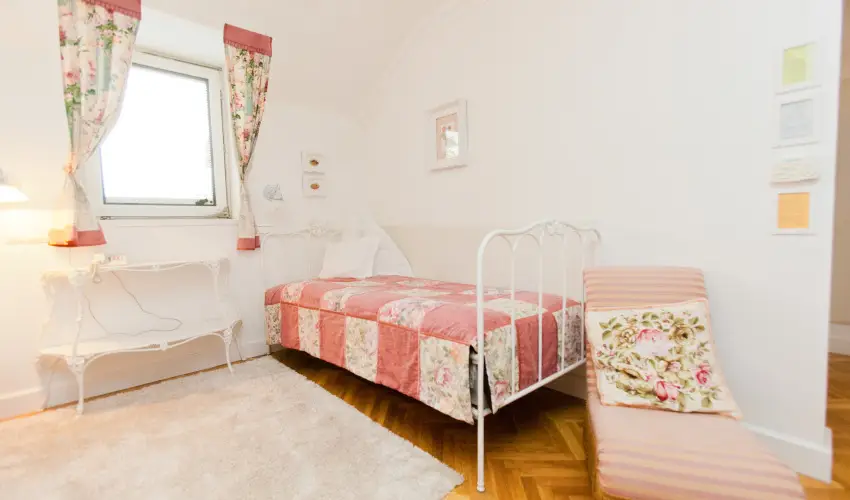 Sz�rcsa Hotel Sz�kesfeh�rv�r - M�jus 1. (min. 2 �j)