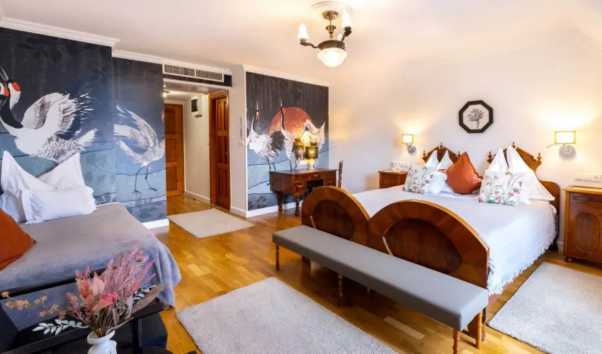 Sz�rcsa Hotel Sz�kesfeh�rv�r - M�jus 1. (min. 2 �j)