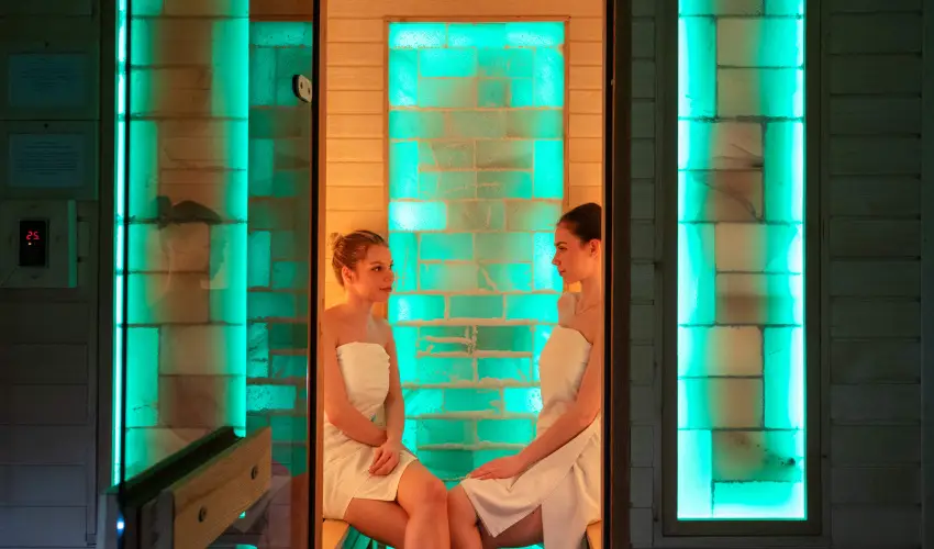 Sz�rcsa Hotel Sz�kesfeh�rv�r - M�jus 1. (min. 2 �j)