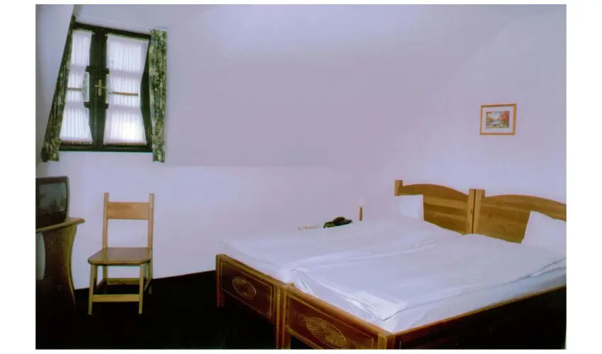 Szent Hubertus Panzi� Par�dsasv�r - M�jus 1. (min. 2 �j)