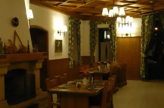 Szent Hubertus Panzi� - M�jus 1. (min. 2 �j)