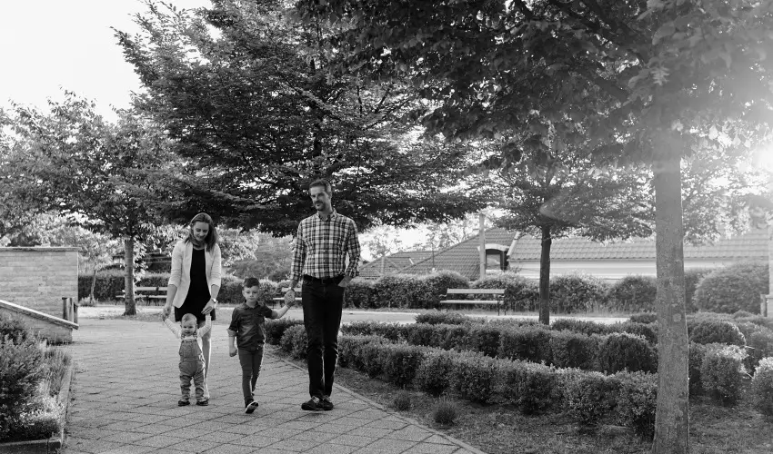 Hotel Adalbert - Boldog Meszl�nyi Zolt�n H�z  Esztergom - M�jus 1. (min. 3 �j)