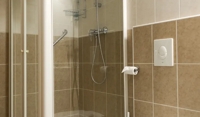 Hotel Adalbert - Szent Gyrgy Hz Esztergom - Mjus 1. (min. 3 j)